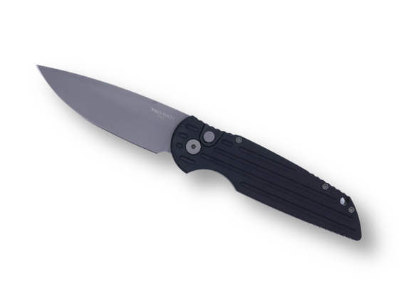 Tactical Response 3 - 3.5” Clip Point blade / Black Handle with Grooves / Bead Blasted 154CM