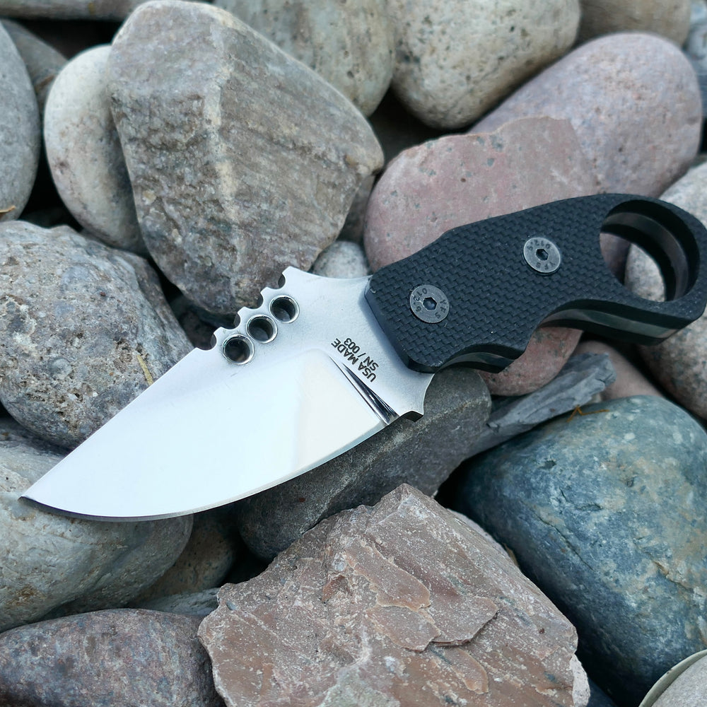 
                      
                        IRON WOLF - Textured G-10 Handle / Mirror Polish
                      
                    