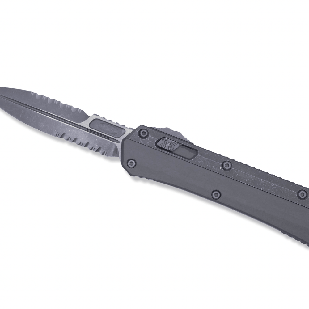 Glykon Bayonet - Natural Clear / Apocalyptic Full Serrated / Overlay / Nickle Boron Internals - Crimson Tactical