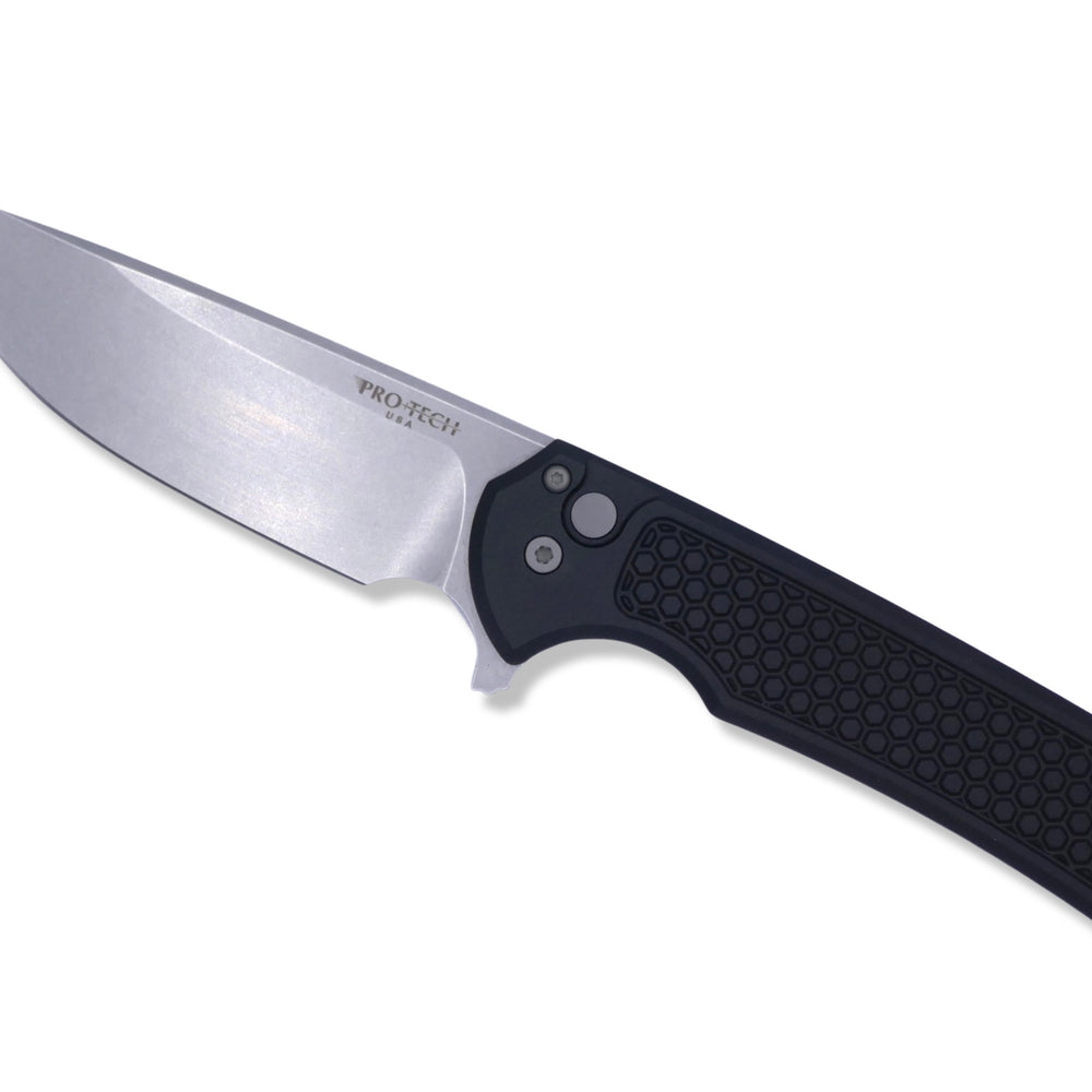 Mordax - Honeycomb Textured Black Handle / Stonewash Magnacut Blade - Crimson Tactical